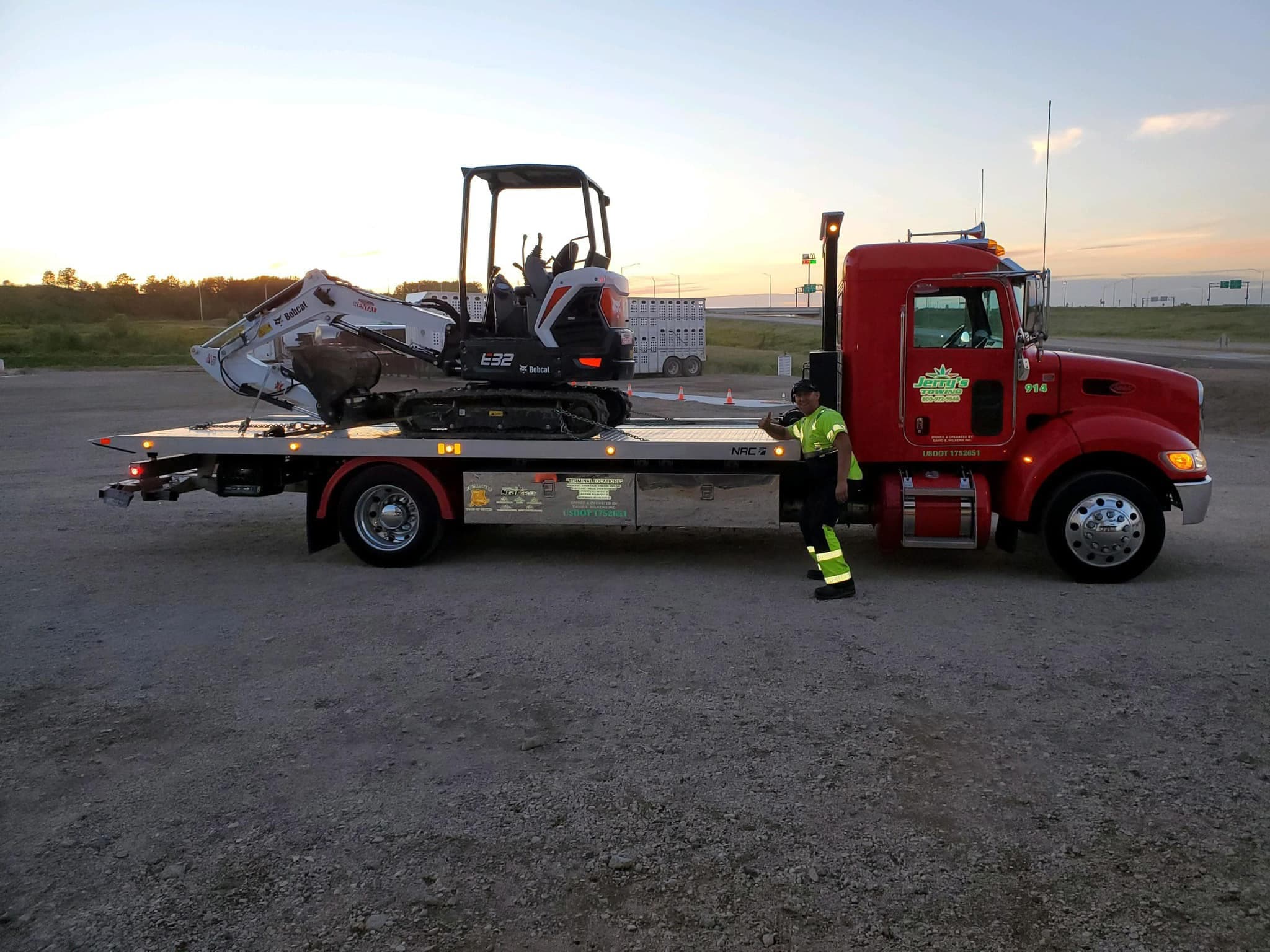 Auto Towing and Recovery - Service Detail