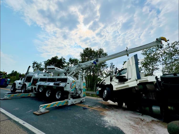 Roberts towing service - Cutting-Edge Facility & Equipment